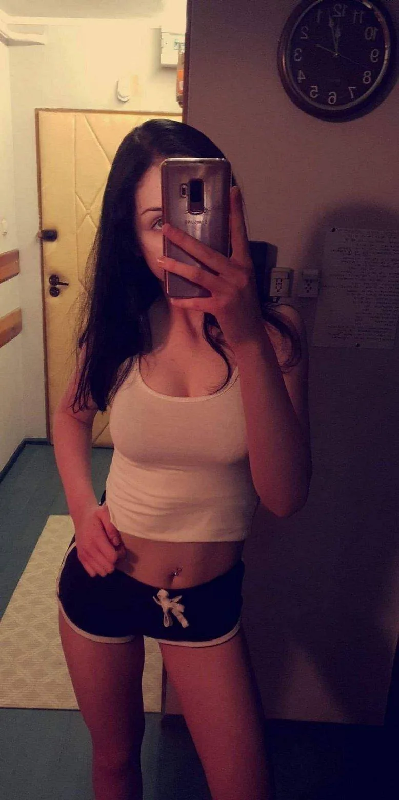 Tess_Roxy