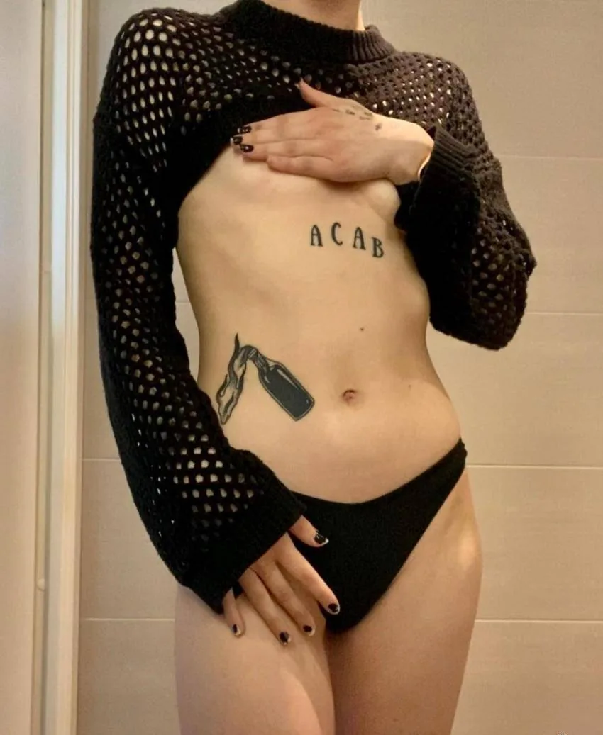 Milf_Sacha